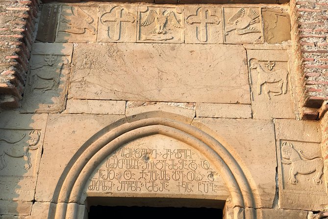 1-Day Trip to David Gareja Monastery with Rainbow Hills & Sighnaghi from Tbilisi - Sighnaghi’s walls, streets, and wine country views