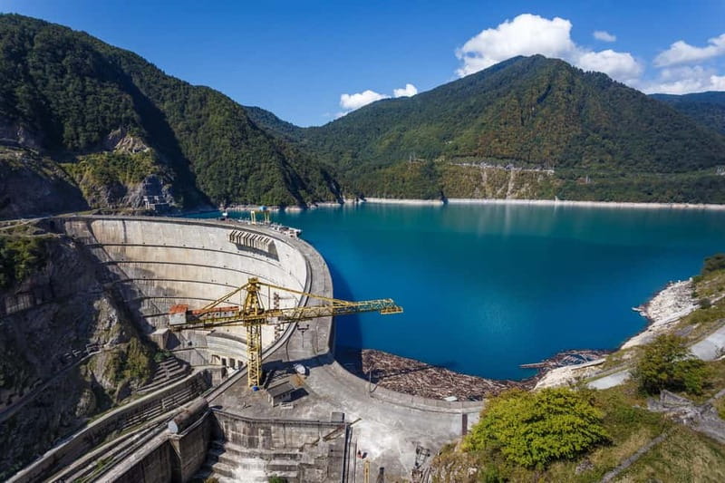 2-Day Svaneti Adventure : from Batumi - Enguri Dam and the first mountain views