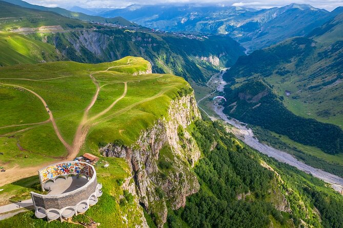 3 full day private tours in Georgia - Day two: the Georgian Military Road to Gudauri
