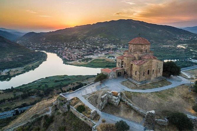 8-Day Private Tour around Georgia - Why this Georgian route works