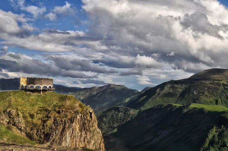 Ananuri, Gudauri, and Kazbegi Private Tour - Zhinvali Reservoir and the first great view