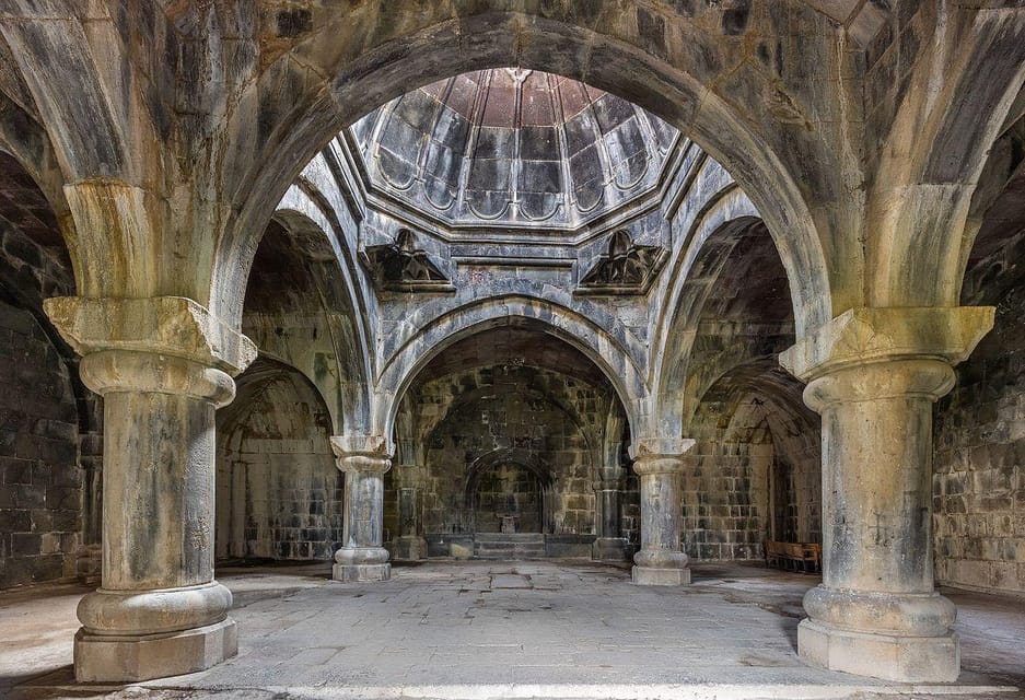 Armenia. Akhpat, Dilijan, Sevan, cascad Yerevan from Tbilisi - Mother Armenia and the first look at Yerevan