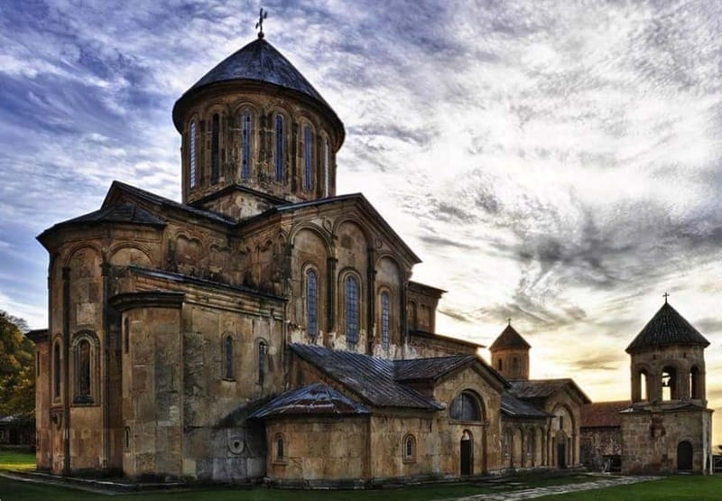 Bagrati Cathedral, Motsameta monastery, Sataplia Cave - Bagrati Cathedral and Kutaisi from above