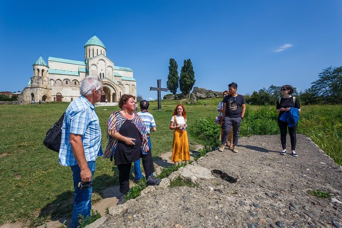 BAGRATI, GELATI & MOTSAMETA Group Tour from Kutaisi - Who will enjoy this short Kutaisi tour?