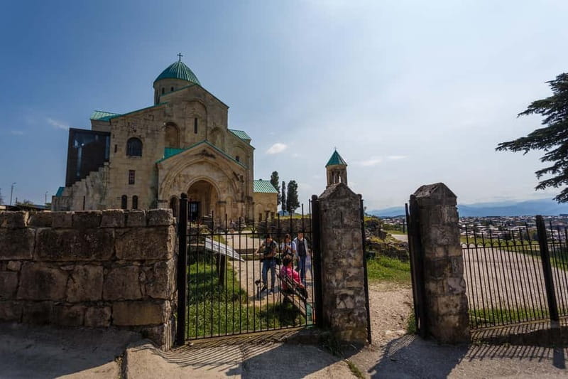 Bagrati, Gelati & Motsameta monasteries tour - Why this short Kutaisi tour works