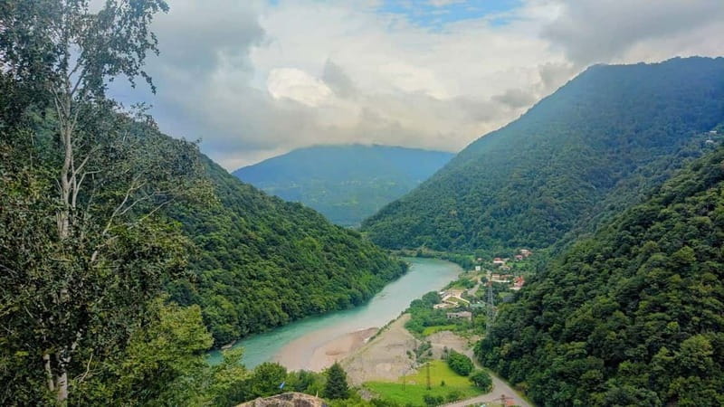 Batumi: Mountain Adjara Tour & Traditional Georgian Feast - Why Mountain Adjara makes a good day trip from Batumi