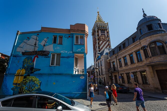 Batumi Walking Tour - Dancing fountains and Neptune close the circuit