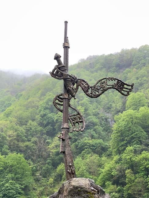 Batumi, Waterfalls & Folklore - group tour from Kutaisi - The 40-minute walk to Mirveti Waterfall