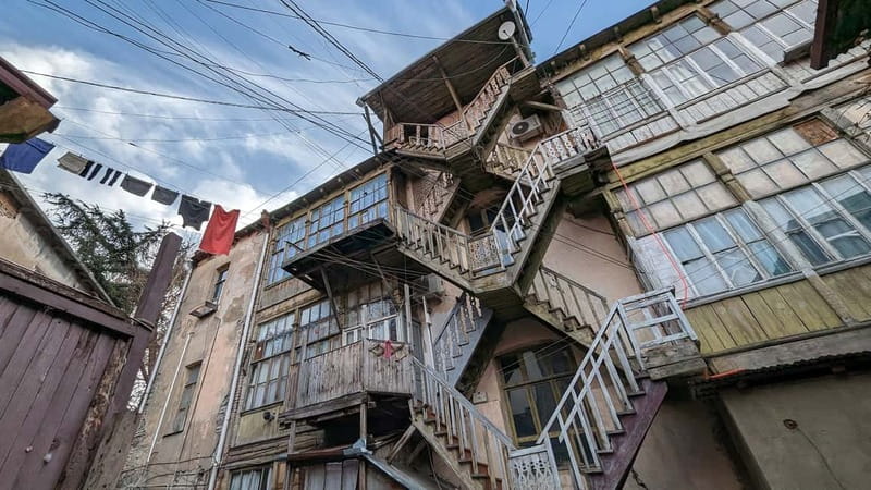 Beyond the Old City: Tbilisi's Hidden Gems Walking Tour - Key points about Tbilisi’s New Tiflis walk