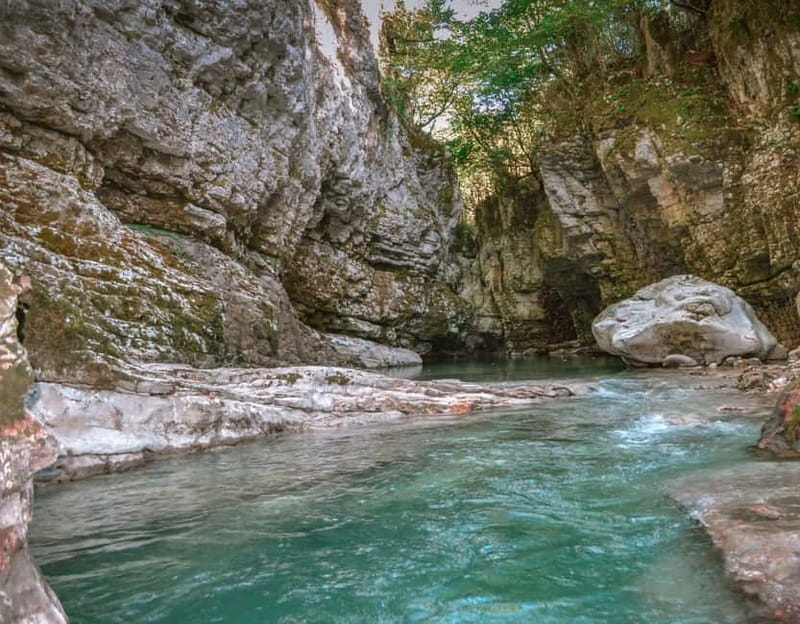 Canyon and Cave Tour from Batumi(Martvili,Okatse,Prometheus) - What the rating tells you, and what it does not