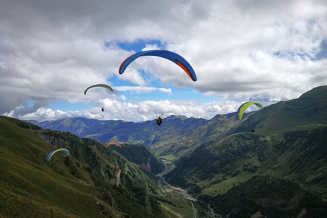 Cloudbase Paragliding in Gudauri, Georgia - What the 30-minute experience really includes