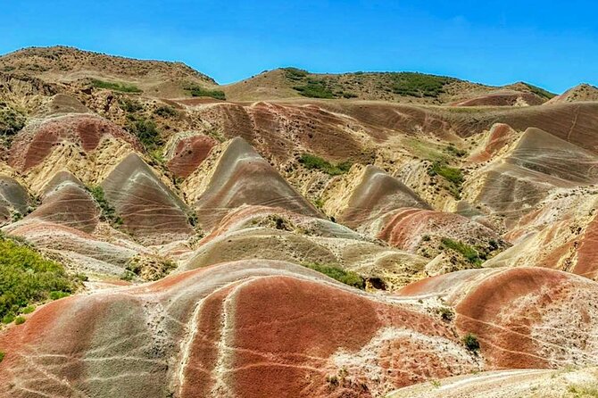 David Gareji and Real Rainbow Mountains Off-Road adventure + hike - Quick facts about the Rainbow Mountains tour