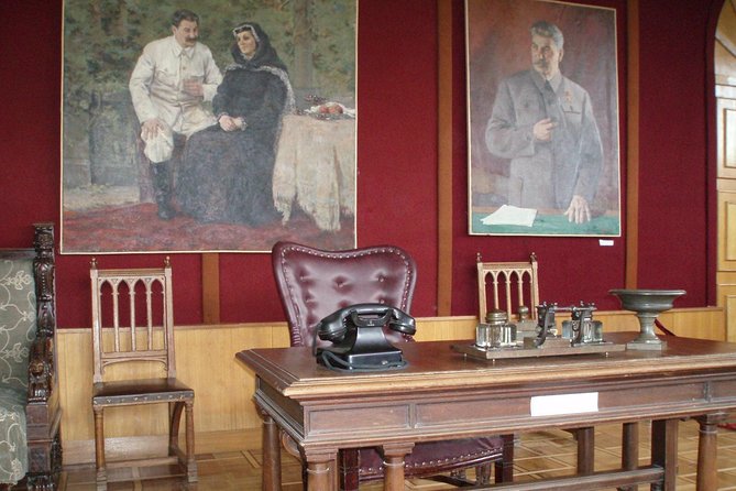 Day tour to Chronicles of Georgia, Gori city, Uplistsikhe cave - The Borjomi question needs clearing up