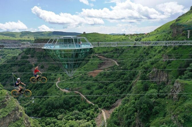 Diamond bridge and Dashbashi canyon day excursion from Tbilisi - What the guides add to the day