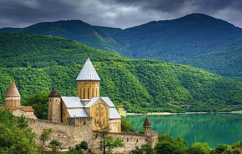 From Tbilisi: Ananuri Fortress and Kazbegi Day Trip - Why this mountain day trip is worth considering
