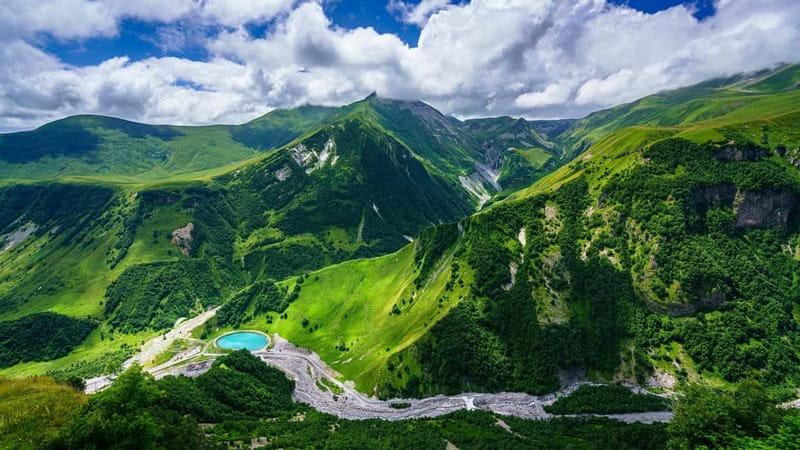 From Tbilisi: Ananuri Fortress and Kazbegi Day Trip - Ananuri Fortress and Georgia’s medieval past