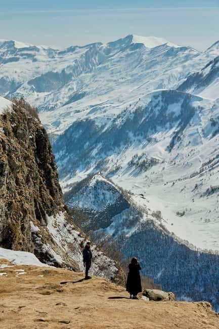 From Tbilisi: Ananuri, Gudauri, and Kazbegi Tour with Guide - Lunch, local products, and a useful pause