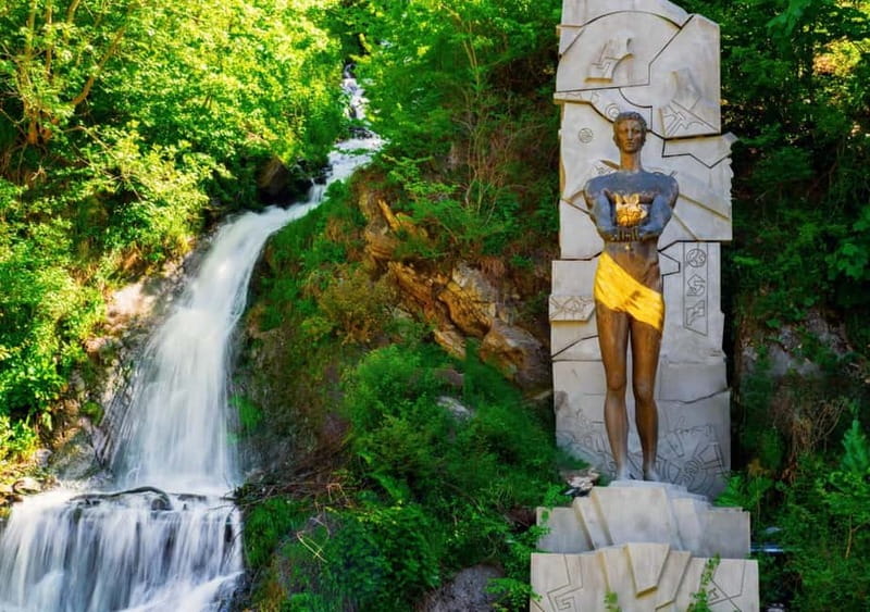 From Tbilisi: Borjomi and Bakuriani Ski Resort Private Tour - Who will enjoy this tour most