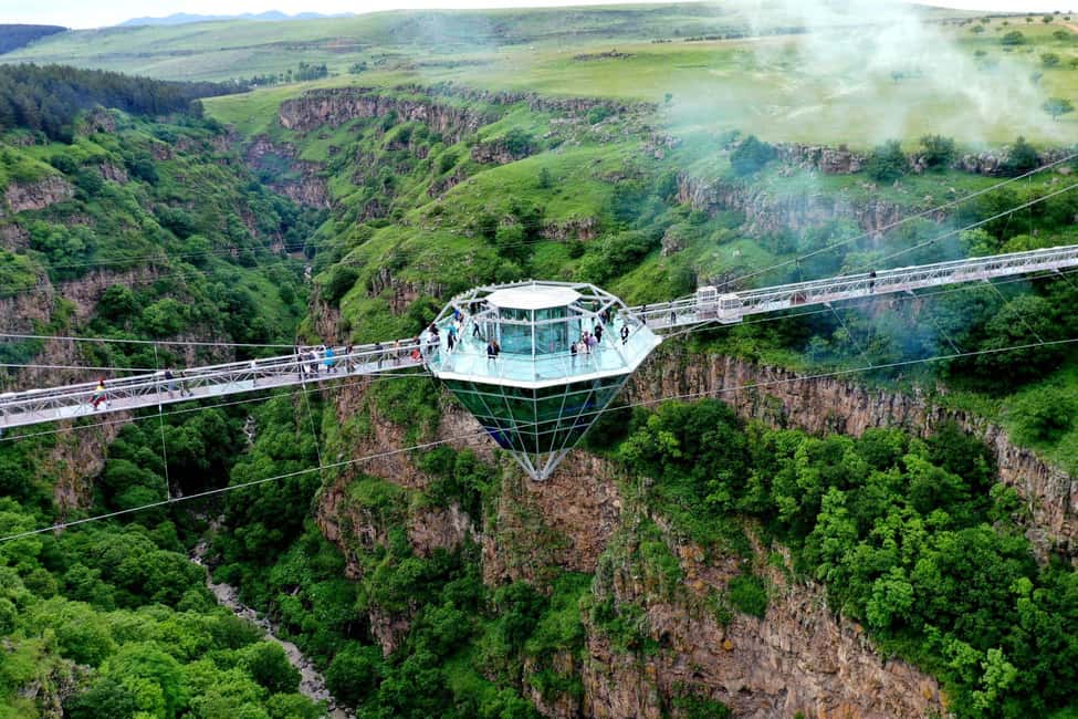 From Tbilisi: Dashbashi Canyon,Algeti lake and Dimond bridge - Entering Dashbashi Canyon and its Weeping Wall