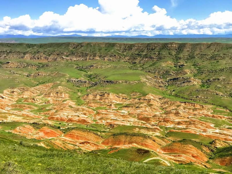 From Tbilisi: Gareji, Rainbow Mountains, Bodbe & Sighnaghi - Why this eastern Georgia day trip works