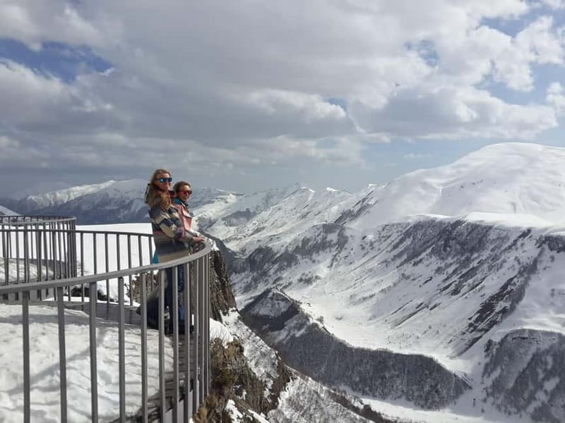 From Tbilisi: Gudauri Ski Resort or Kazbegi Day Tour - Gudauri Ski Resort: choose snow, cable cars, or free time
