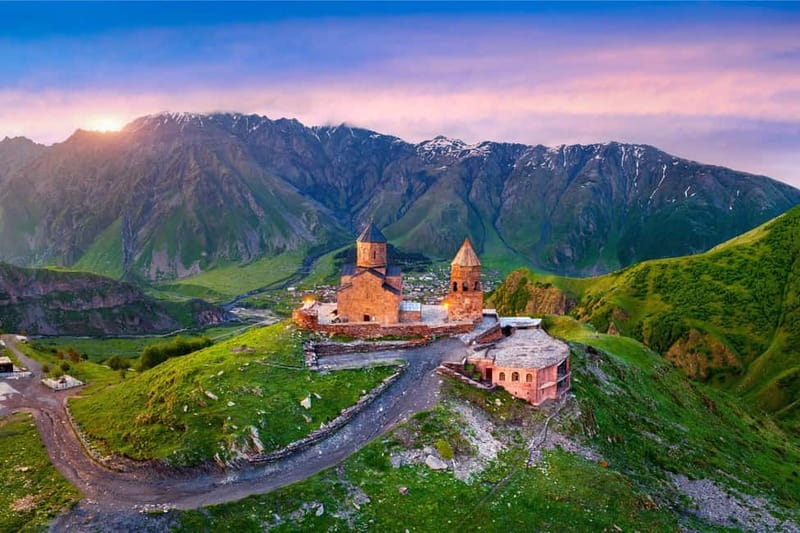 From Tbilisi: Guided Day Trip to Ananuri, Gudauri, & Kazbegi - At a glance: what makes this day trip useful
