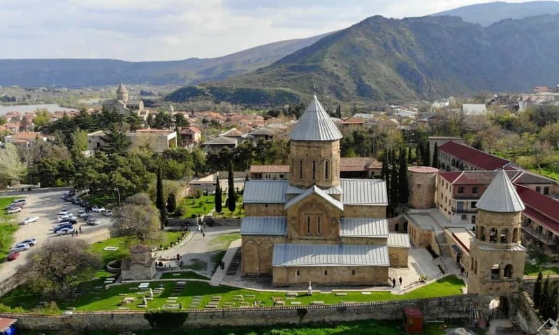 From Tbilisi: Half day tour, Mtskheta, Jvari & Samtavro - Walking, clothing, and practical comfort
