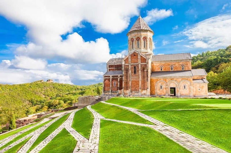 From Tbilisi: Kakheti Tour - Bodbe, Sighnaghi, wine tasting - Patardzeuli and the first taste of Georgian wine