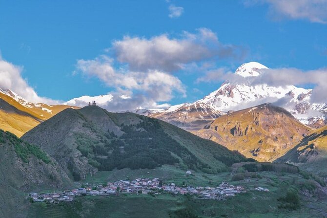 From Tbilisi: Kazbegi Day Tour, Gergeti Trinity, Ananuri &Gudauri - Dinner at Kvemo Mleta and the food question