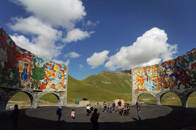From Tbilisi: Kazbegi, Gudauri & Ananuri Day Trip - Pasanauri and the meeting of two Aragvi rivers