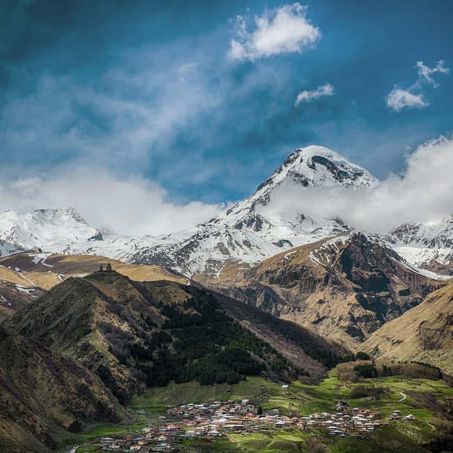 From Tbilisi: Kazbegi, Gudauri & Gergeti Group Day Tour - Zhinvali Reservoir and the blue-green water