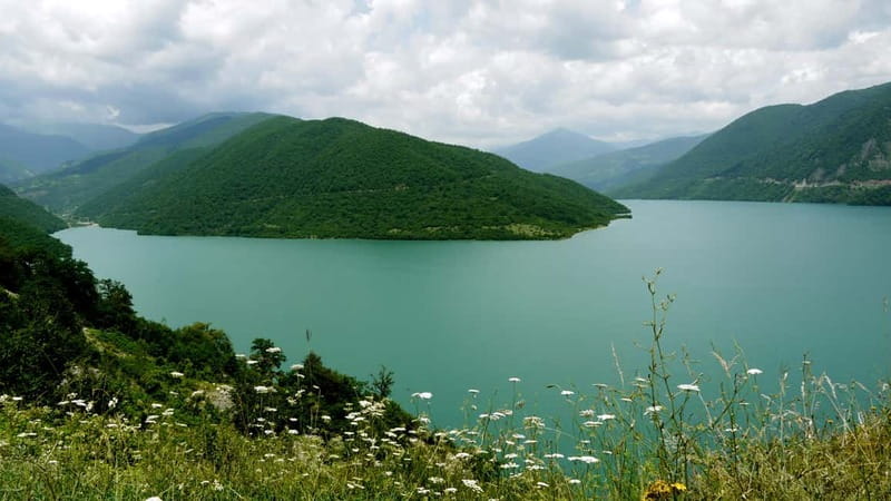 From Tbilisi: Kazbegi, Gudauri & Gergeti Group Day Tour - Aragvi and Pasanauri, short stops with local flavor