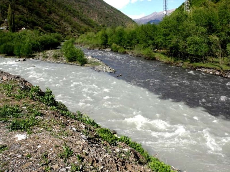 From Tbilisi: Kazbegi, Gudauri & Gergeti Group Day Tour - The 20 GEL 4x4 ride to Gergeti Trinity Church