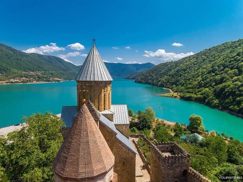 From Tbilisi: Kazbegi, Gudauri & Gergeti Group Day Tour - Gergeti Trinity Church and Mount Kazbek