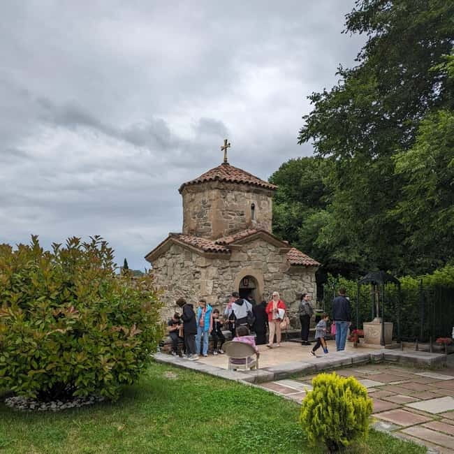 From Tbilisi: Mtskheta and Jvari Monastery Guided Tour - Jvari Monastery and the view over the valley