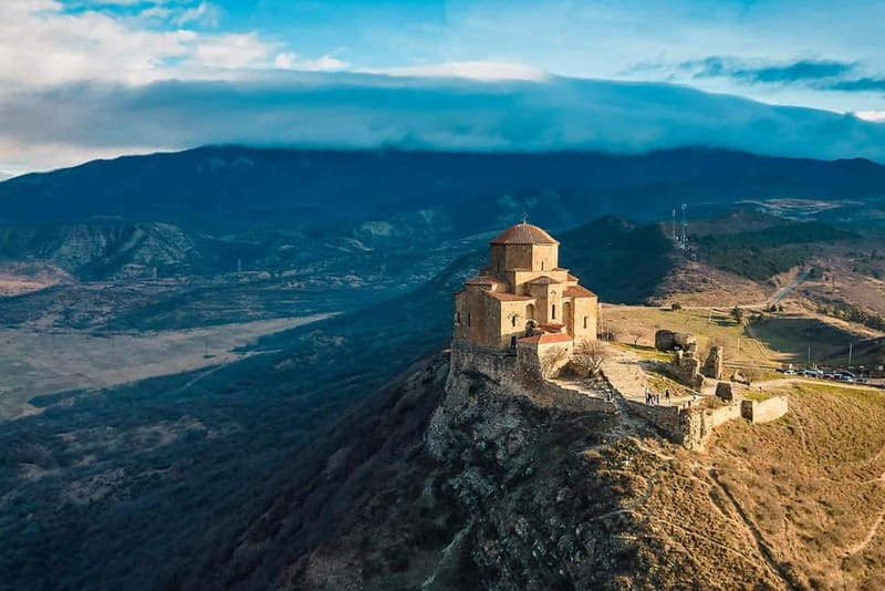From Tbilisi: Mtskheta, Gori, and Uplistsikhe Day Trip - Lunch near Uplistsikhe and the question of extra costs
