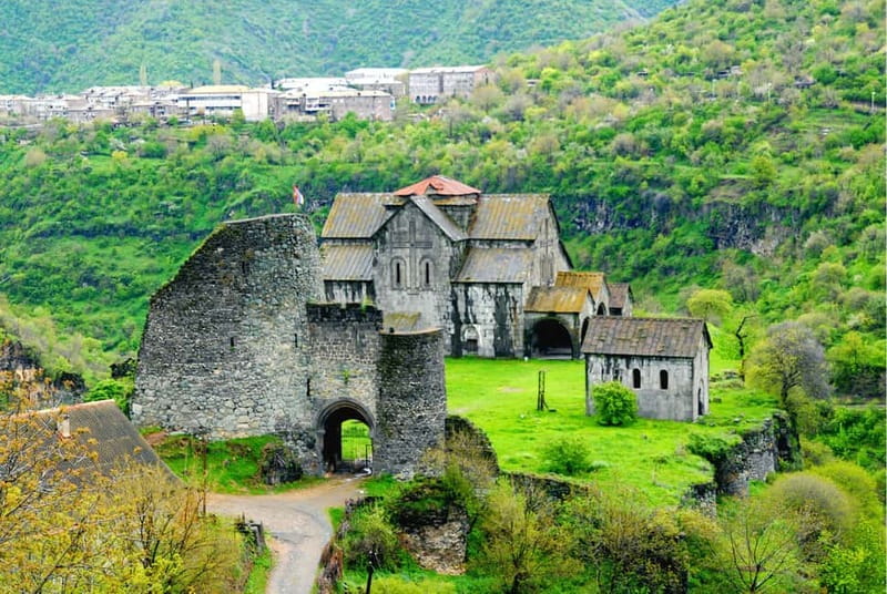 From Tbilisi to Armenia: Akhtala, Haghpat & Sanahin Day-Trip - Haghpat: the day’s main monument