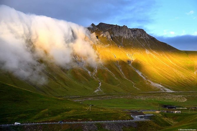 Full-Day Kazbegi Private Tour from Tbilisi - Ananuri Fortress brings the past into focus