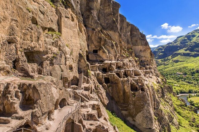 Full Day Private Tour in Vardzia, Rabati and Borjomi with Guide - Why this southern Georgia day trip works