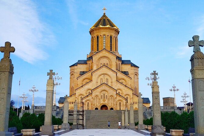Full Day Tbilisi City Tour with Wine Tasting & Cable Car Ride - Metekhi Church And The Kura River