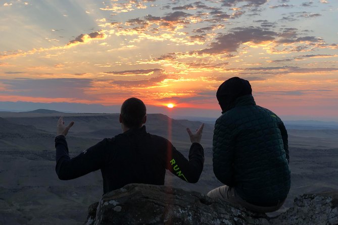 Gareja Sunrise Hike Tour from Tbilisi and Rainbow Hills Trail - Why David Gareja works best before breakfast
