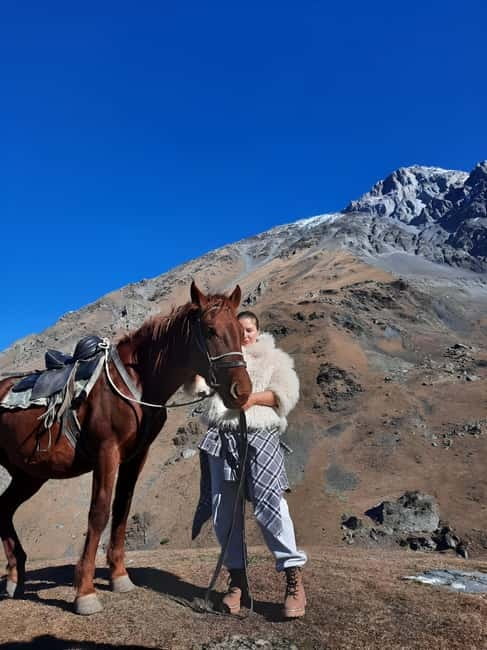 Horse riding tour in Kazbegi - Calm horses and a beginner-friendly pace