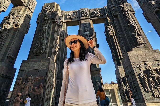Instagrammable sites of Tbilisi private tour - Orbeliani Baths, tiles, and a ten-minute photo stop