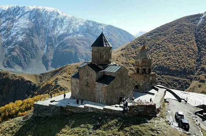 Jinvali-Ananuri-Gudauri-Kazbegi private tour - Stepantsminda, the gateway to Kazbegi