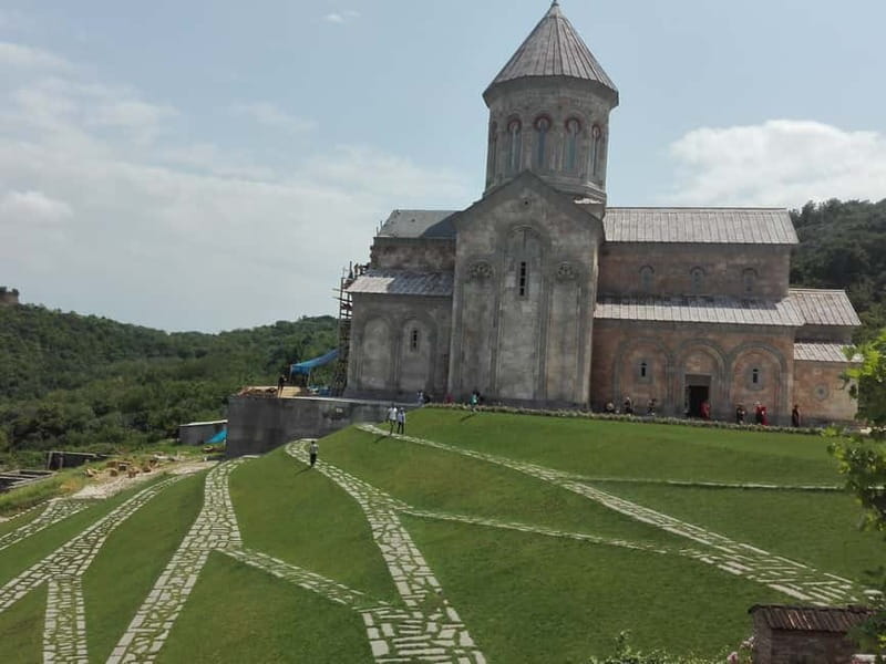 Kakheti: Individual Day Tour To Sighnaghi From Tbilisi - Sighnaghi, the walled town above the Alazani Valley