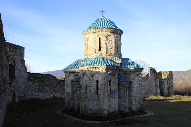 Kakheti & Kazbegi 3Days/2Nights - Day 3: Gudauri, Stepantsminda, and Gergeti Trinity