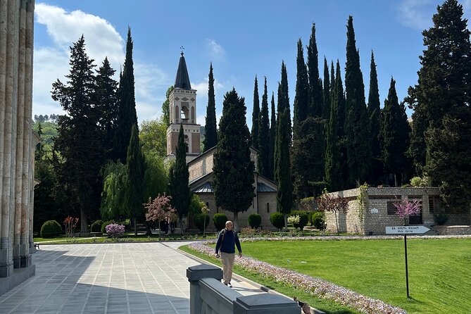 Kakheti-Sighnaghi Day Trip with wine tasting and Bodbe Monastery - Sighnaghi, the hilltop City of Love