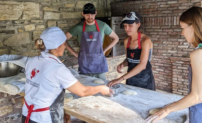 Kakheti: Wine tour from Tbilisi - Enjoy 6 sorts of wine - Bodbe Monastery and the approach to Sighnaghi