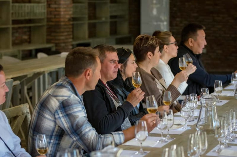 Kakheti: Wine tour from Tbilisi - Enjoy 6 sorts of wine - Badiauri bread, cheese, and a first taste of Kakheti