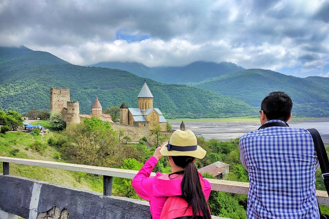 Kazbegi and Khinkali - the ultimate mountain experience tour - Key points at a glance